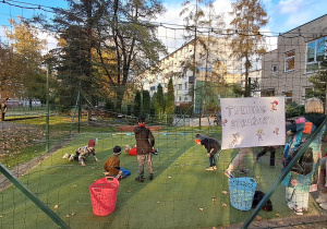 trening strażaka na boisku