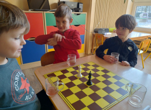 Kolejna lekcja szachów