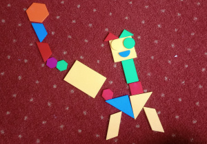 Zwierzątko z klocków geometrycznych