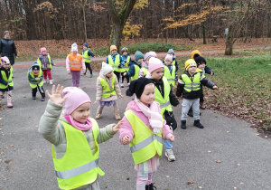 Dzieci w Parku na Zdrowiu