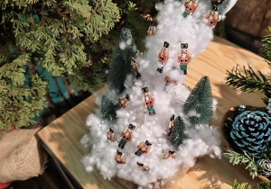 Dekoracja z dziadkami do orzechów