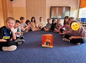 Tygryski biorą udział w Ogólnopolskim Konkursie Promującym Czytanie "CzytaMY" w ramach projektu "Ratownicy czytelnictwa"