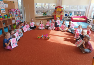 Zdjęcie grupowe dzieci